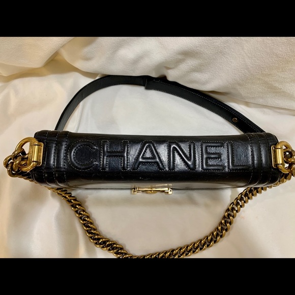 ❌SOLD❌💯Authentic Chanel Boy Bag Old Medium - Picture 2 of 14